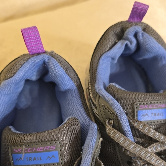 Skechers Black and Blue Women's Sneakers - Picture 10 of 16